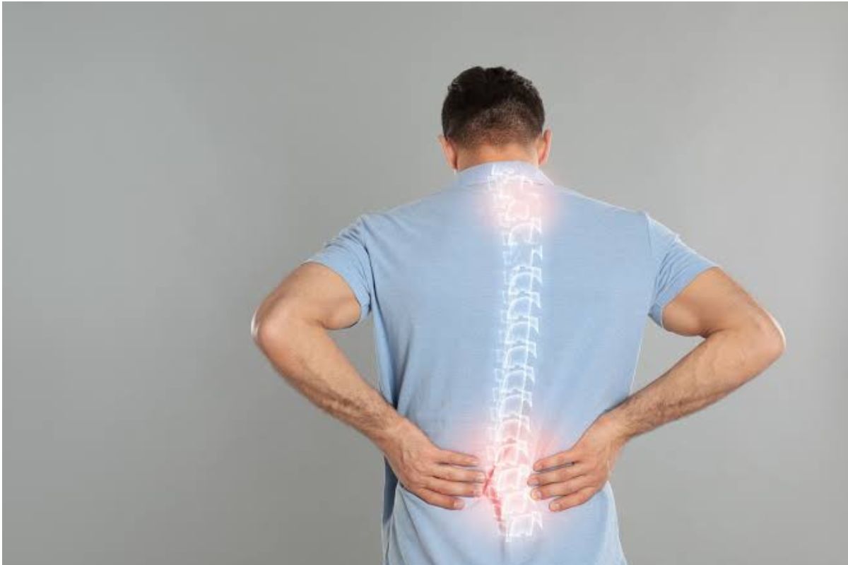 Triệu chứng của thoái hóa cột sống thắt lưng